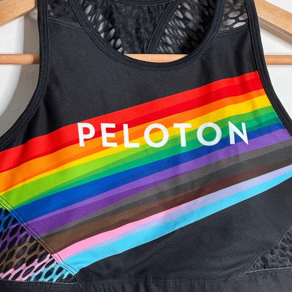 NWT Peloton Sports Bra High Neck Pride Flag Black Rainbow Size Medium - Picture 4 of 16